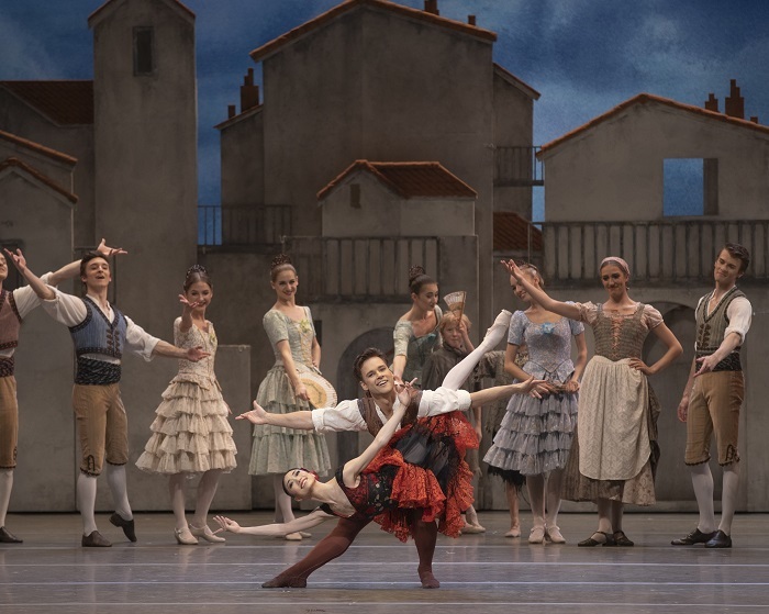 Akane Takada and Alexander Campbell in The Royal Ballet's Don Quixote  (c) ROH 2019. Photo by Andrei Upenski