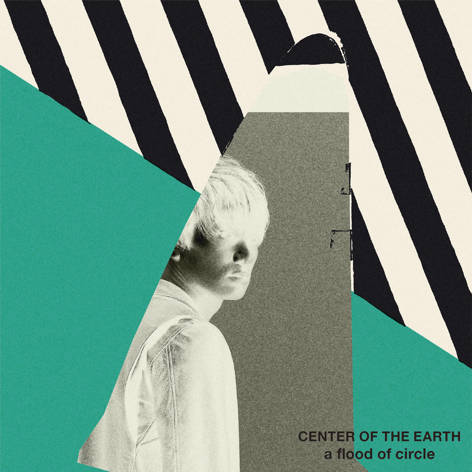 『CENTER OF THE EARTH』