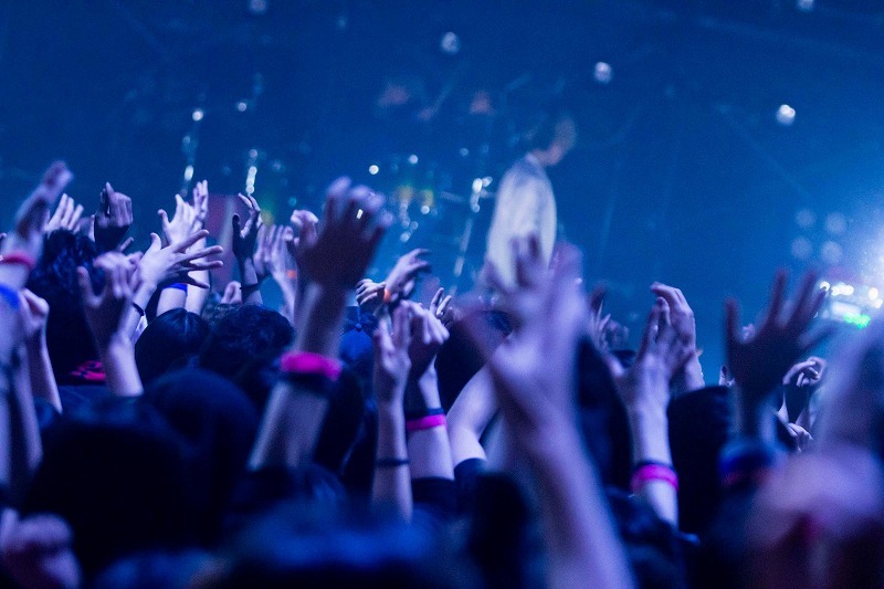 ミオヤマザキ 『ミオヤマザキ ワンマンスレTOUR 2016「Seven Pistols」』2016年12月10日 赤坂BLITZ
