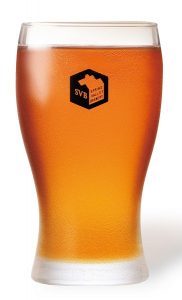 ラガーのようなキレと濃密なホップ感をもつ「496」（600円）