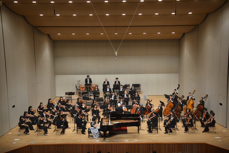 大阪フィルハーモニー交響楽団と共演（2016.11.6）