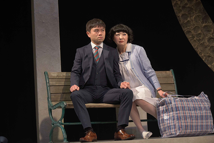 ベッド＆メイキングス 第6回公演『こそぎ落としの明け暮れ』 撮影：露木聡子