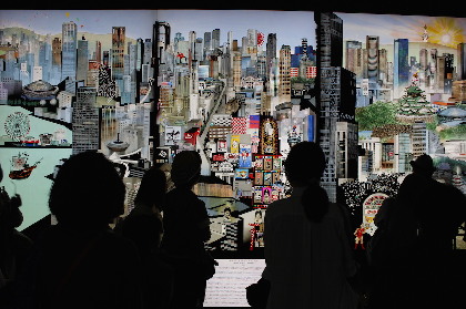 藤城清治『光の楽園展』が大阪で開催中！『愛』『平和』への想いが溢れた楽園がここに