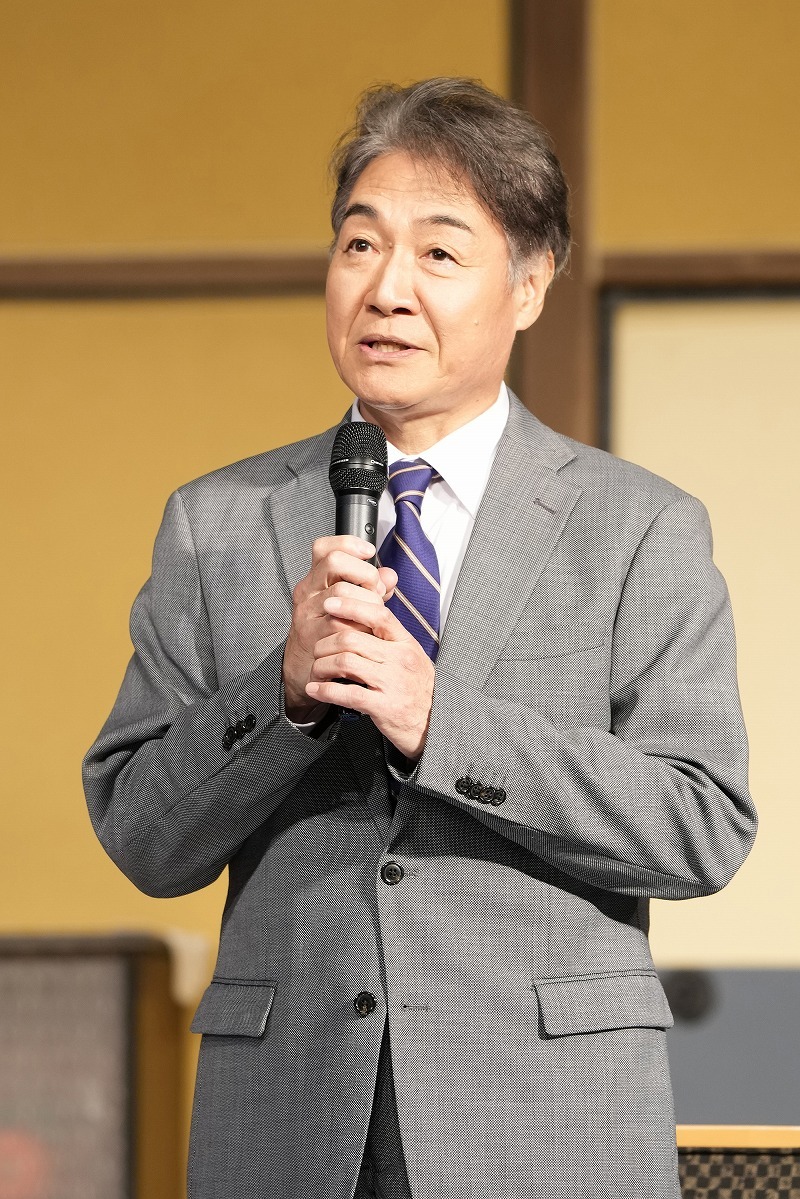  羽場裕一 