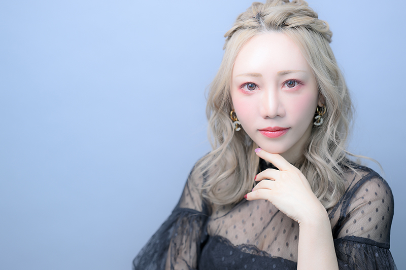 Asami（LOVEBITES）