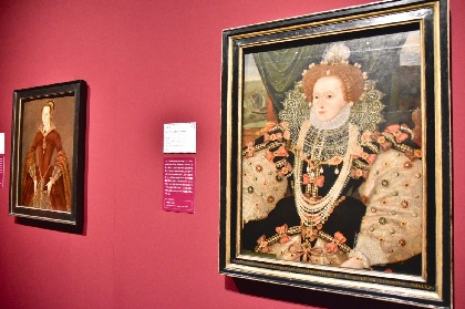 肖像画が語りかける、華麗なる英国王室の物語　『KING＆QUEEN展』開幕レポート