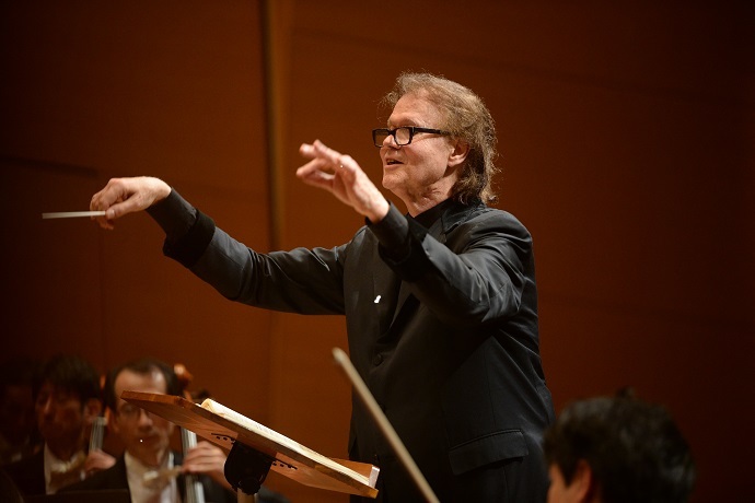 音楽監督：オーギュスタン・デュメイ （Ｃ）HIKAWA