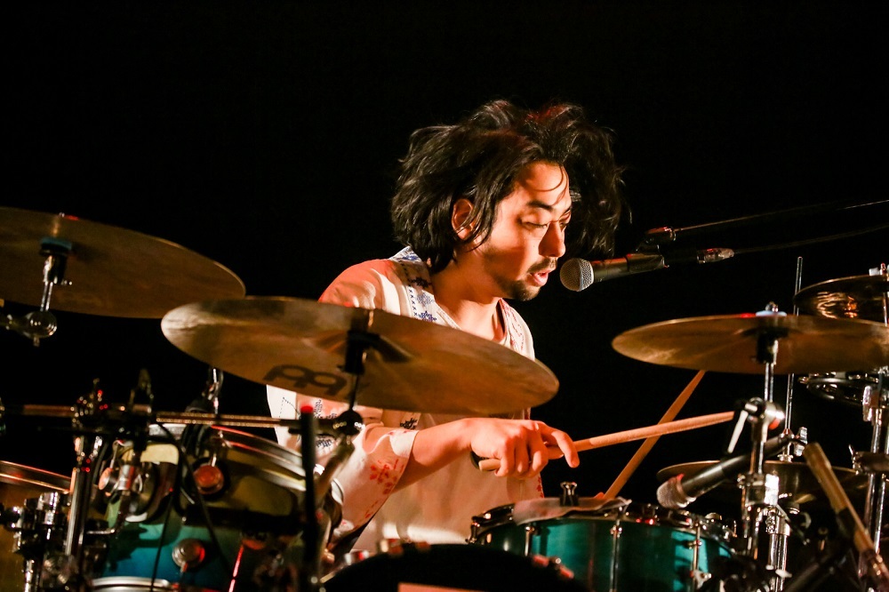 UNISON SQUARE GARDEN Photo by Viola Kam [V'z Twinkle]