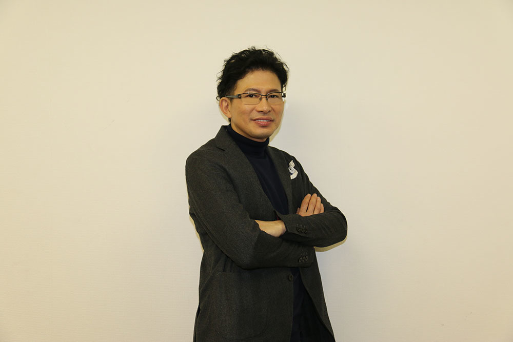 鈴井貴之