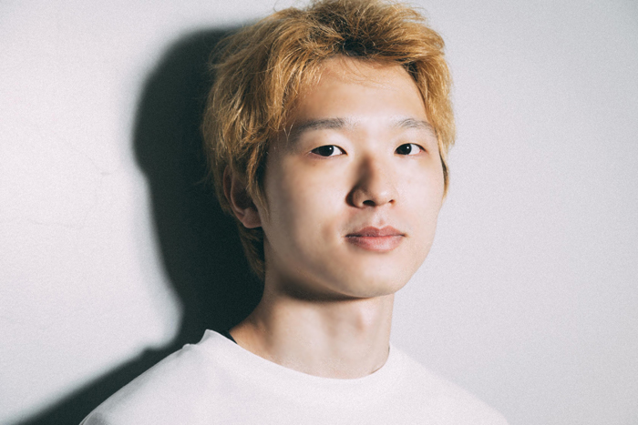 加藤拓也  （撮影：寺坂ジョニー）