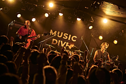 Laughing Hick、パーカーズ、ガラクタ、からあげ弁当、若きバンドたちが新たな渦を巻き起こす『MUSIC DIVE #1 supported by SPICE』東京編レポート
