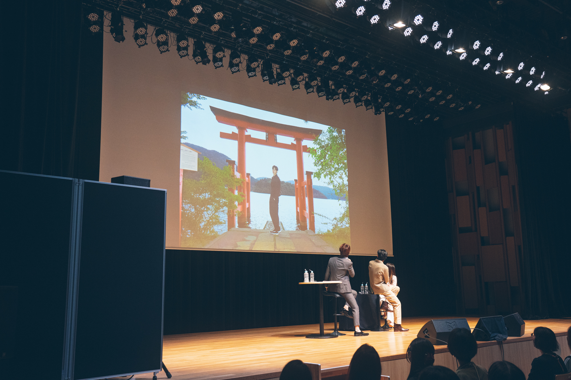 箱根での写真。「次に日本に来た時は富士山を観る」と意気込んでいた