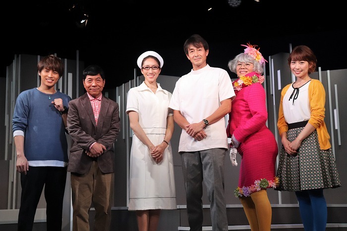 （左から）松本幸大(宇宙Six／ジャニーズJr.)、松尾伴内、水夏希、吉田栄作、青木さやか、増田有華