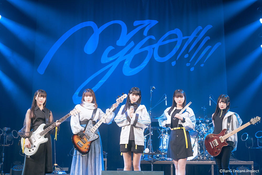 写真：ハタサトシ　(C)BanG Dream! Project