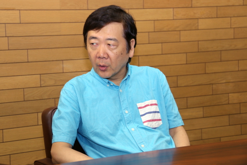 鴻上 尚史