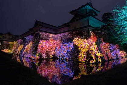 金沢城がアート空間に　夜の光のアート展『チームラボ 金沢城 光の祭』11月26日まで開催中
