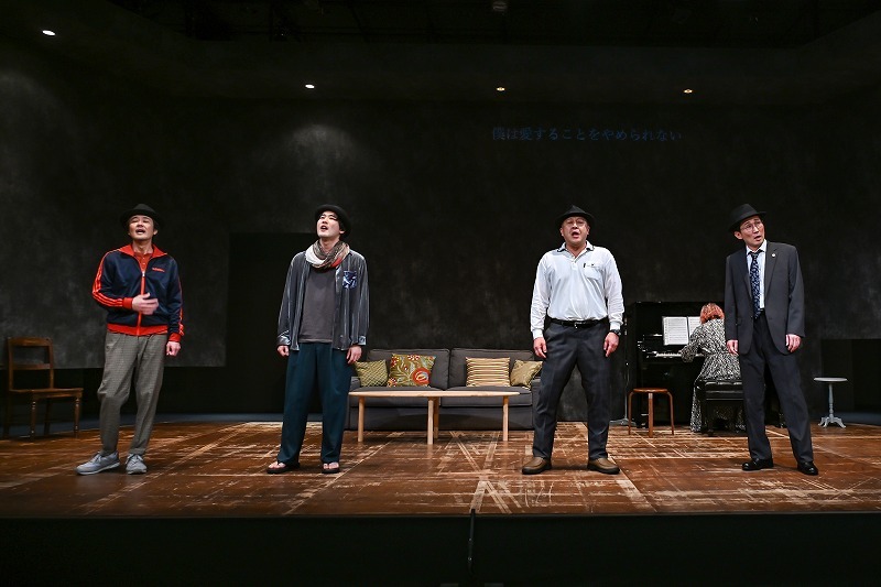 左から 岡部たかし、中山求一郎、岩谷健司、三木万侑加、じろう（シソンヌ）