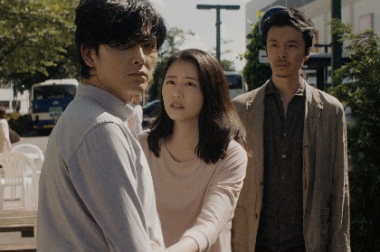 長澤まさみ×松田龍平×長谷川博己、黒沢清監督の映画『散歩する侵略者』世界21カ国での公開が決定　銃撃＆爆撃ありの予告編も解禁に