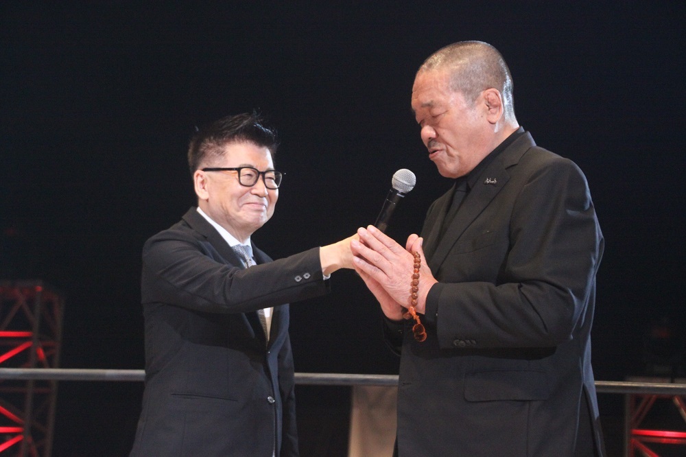藤原喜明の意外なパフォーマンスに観客は声を失った