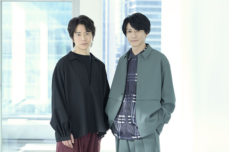 （左から）村井良大、鈴木拡樹