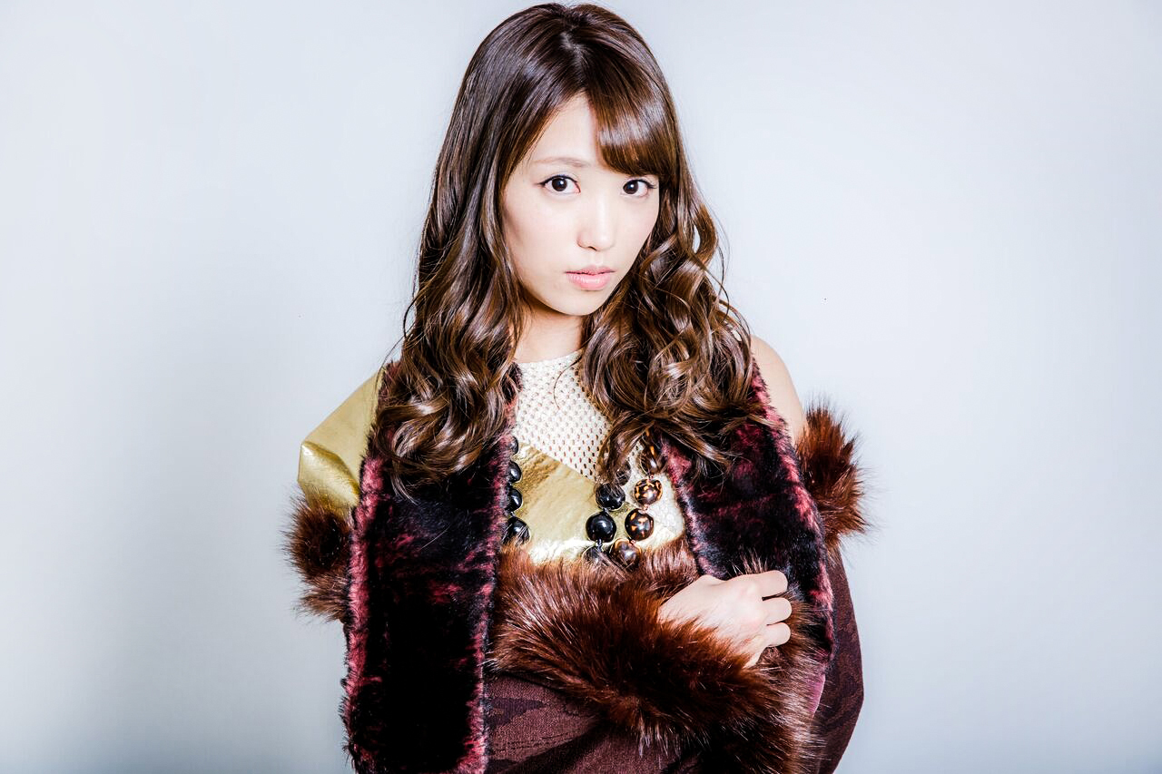 穐田和恵・王 役