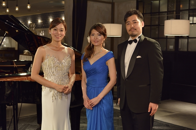 （左から）高田絢子、鈴木雅美、村松恒矢