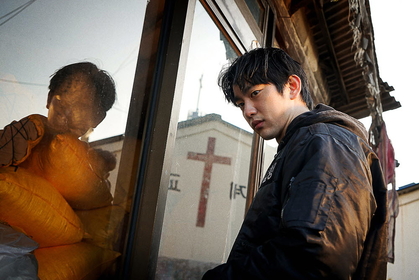 パク・ジニョン（GOT7）が一人二役で双子を演じる犯罪サスペンス　映画『聖なる復讐者』日本公開が決定