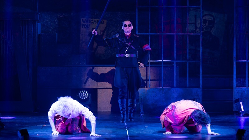 (C)飯野高拓・角田大樹