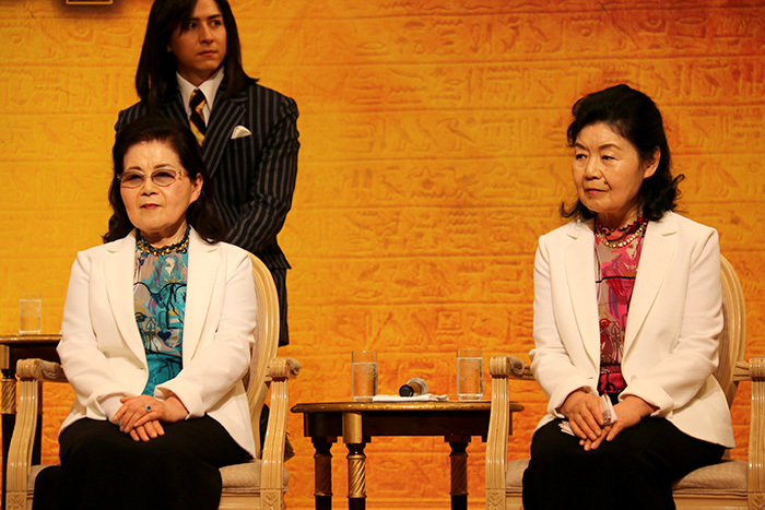 姉妹でご登壇いただきました！（左から）細川智栄子先生、芙～みん先生
