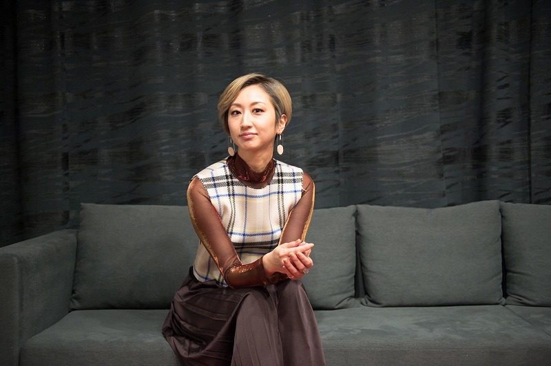 Ms.OOJA 撮影＝鈴木恵