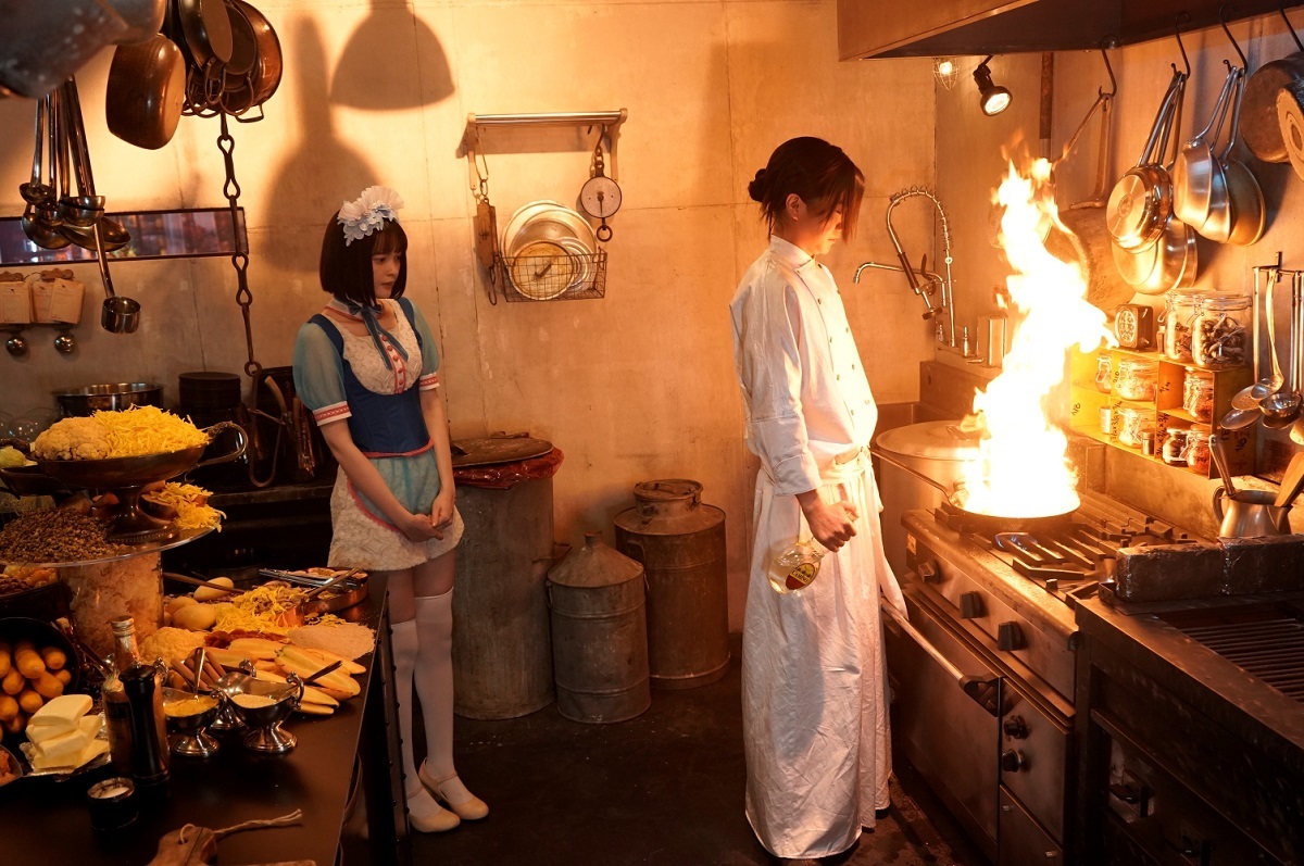 （C）2019 蜷川実花／映画「Diner ダイナー」製作委員会