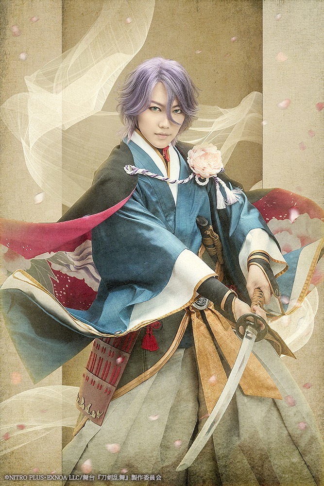 歌仙兼定役：七海ひろき 　(C)NITRO PLUS･EXNOA LLC/舞台『刀剣乱舞』製作委員会