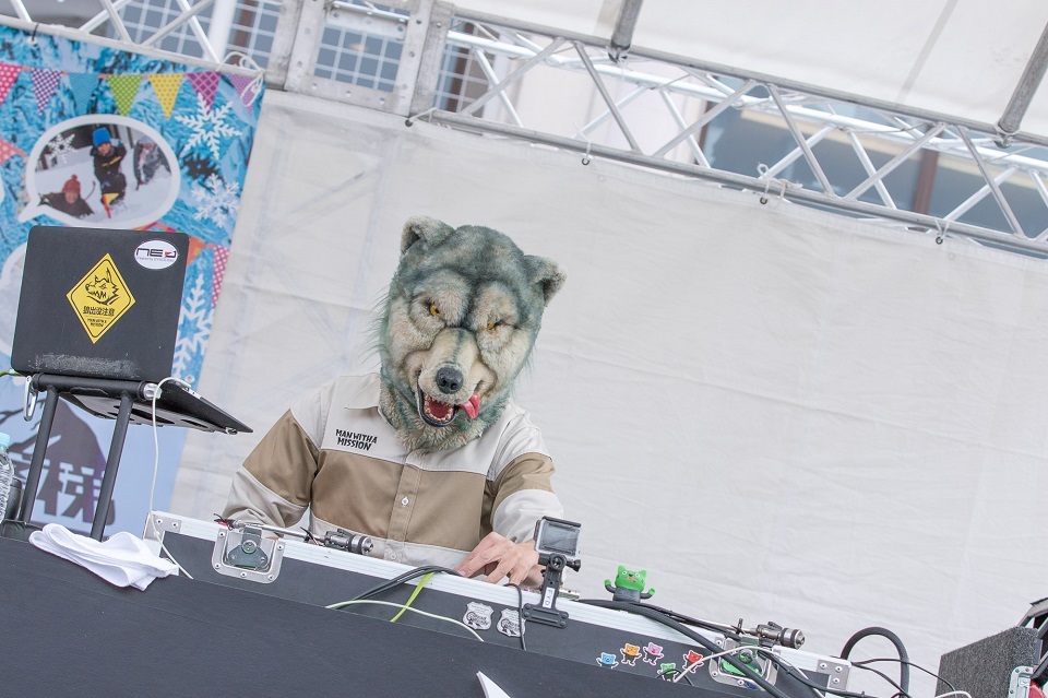 MAN WITH A MISSION 　Photo by Daisuke Sakai (FYD inc.)