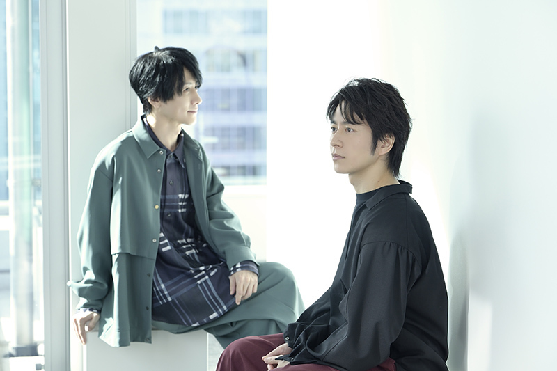 （左から）鈴木拡樹、村井良大