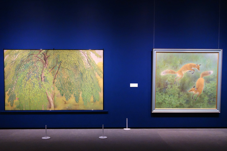 左：山口華楊《葉桜》1921　紙本彩色（四曲一隻屏風）SOMPO美術館、ほか