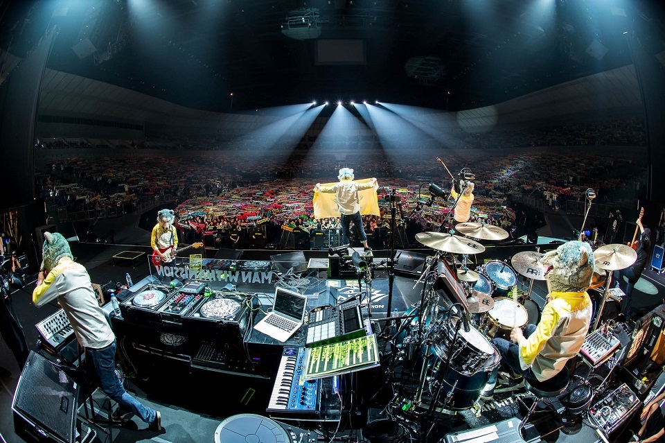 MAN WITH A MISSION 撮影＝酒井ダイスケ、石井麻木