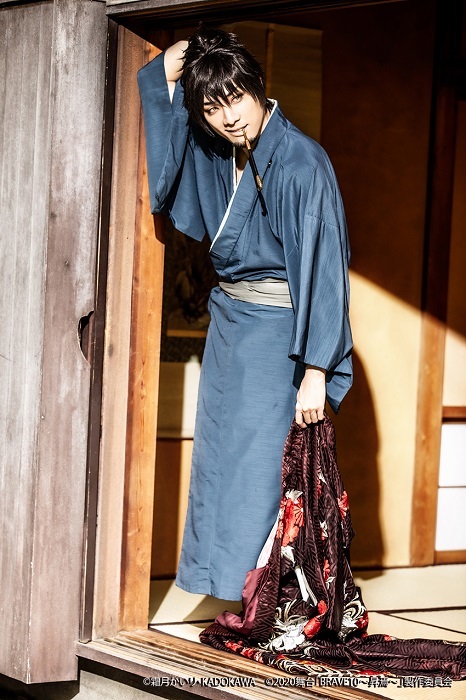 真田幸村役：鵜飼主水 （C）霜⽉かいり・KADOKAWA （C）2020 舞台「BRAVE10〜昇焉〜」製作委員会