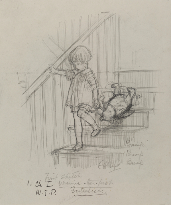 「バタン・バタン、バタン・バタン、頭を階段にぶつけながら、クマくんが二階からおりてきます」、 『クマのプーさん』第1章、E.H.シェパード、鉛筆画、1926年、V&A所蔵 (C) The Shepard Trust