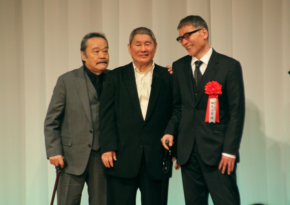 主演男優賞の西田敏行と塩見三省