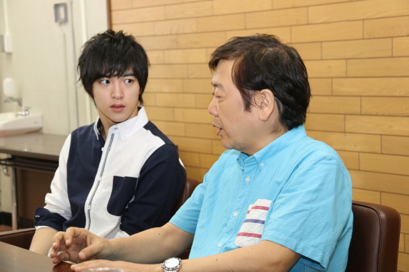 （左から）上遠野 太洸・鴻上 尚史