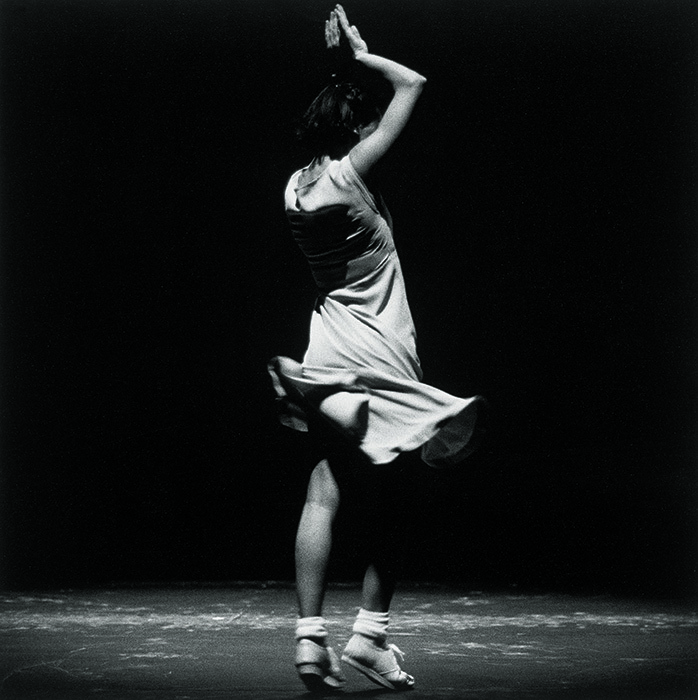 ローザス「ファーズ―Fase」Fase,Four Movements to the Music of Steve Reich (c)Herman Sorgeloos