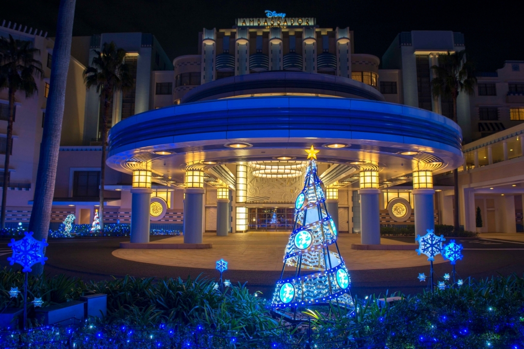 ディズニーアンバサダーホテル “クリスマス・ファンタジー”イルミネーション ※イメージ （C）Disney