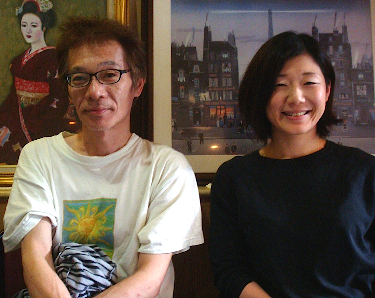 左から・「ナビロフト」プロデューサーの小熊ヒデジ、〈日本劇作家協会東海支部〉事務局長で『ナビイチリーディング』代表の鹿目由紀