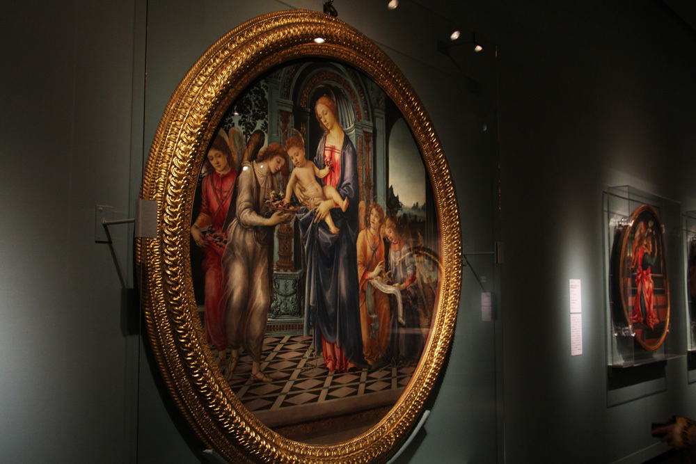 聖母子、洗礼者聖ヨハネと天使たち（コルシーニ家の円形画） ｜フィリッピーノ・リッピ
