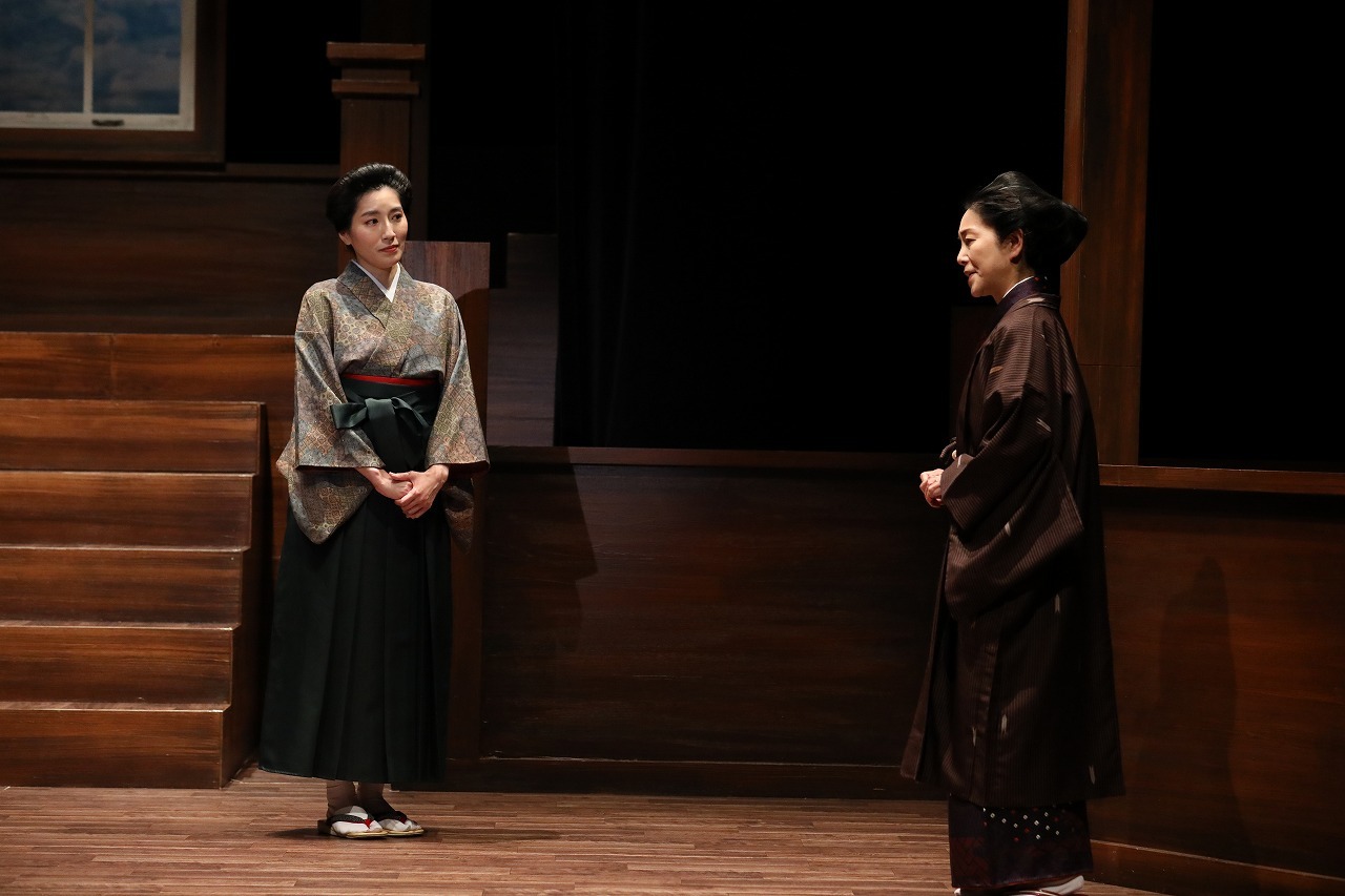 悪童会議 第三回公演『見よ、飛行機の高く飛べるを』舞台写真