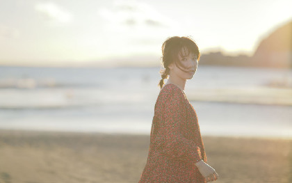 藤田麻衣子、新曲「臆病な恋の歌」の配信開始　“弾き語り”ベスト盤のリクエスト投票もスタート