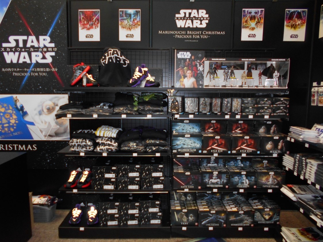丸ビル1階 マルキューブ STAR WARS POPUP SHOP