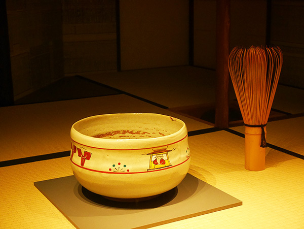 西大寺の「大茶盛式」で使われる大茶碗