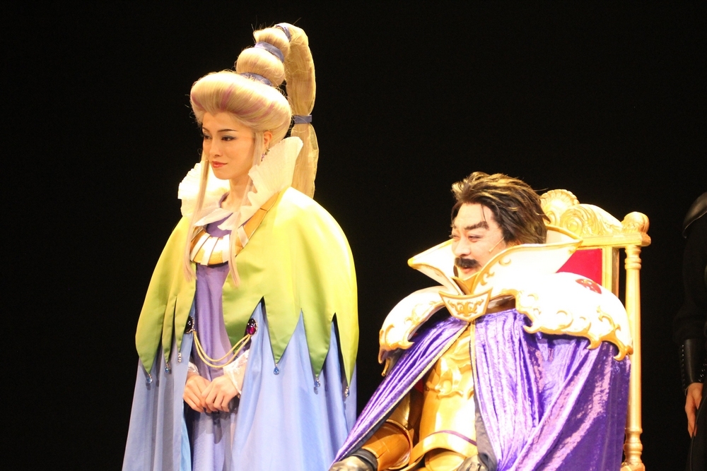 舞台『幻想水滸伝-門の紋章戦争篇-』舞台写真