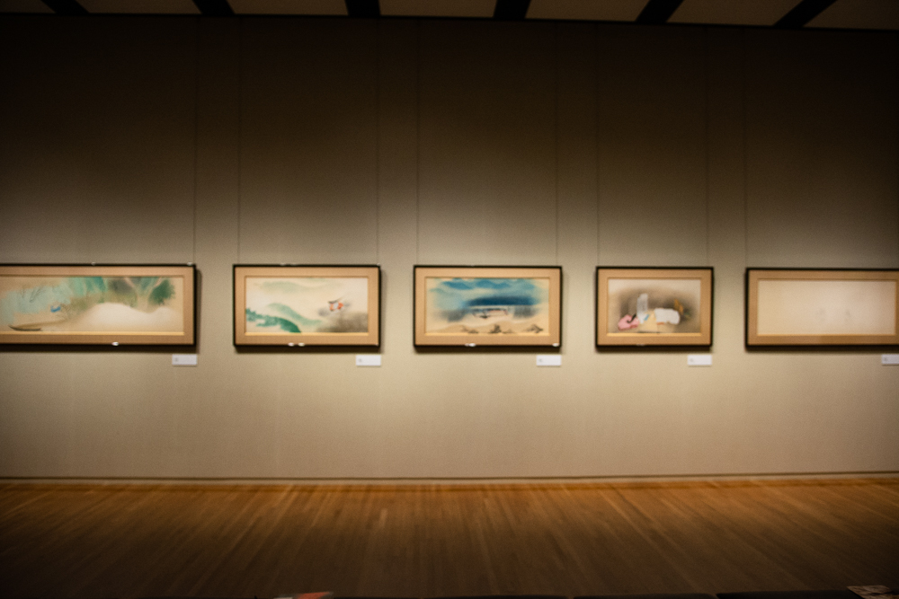 山種美術館「日本画の挑戦者たち」展示風景。小林古径《清姫》。